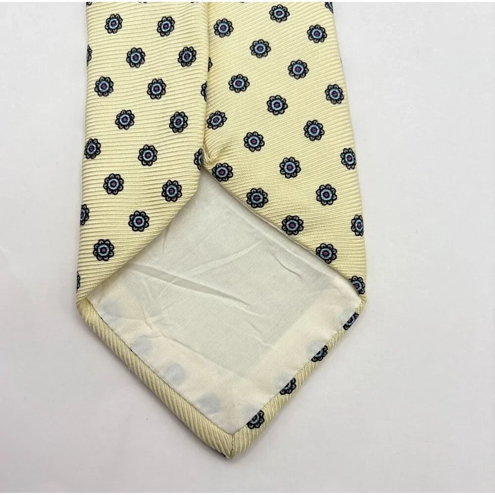 Vintage Norm Thompson Neck Tie Pale Yellow Floral Italian Foulard Portland OR
